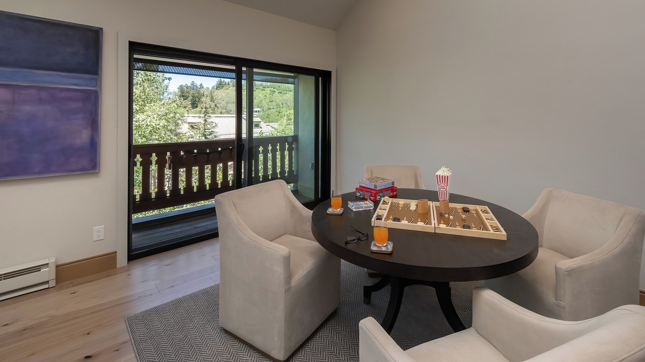 Photo of Bedroom in Highlands Townhomes