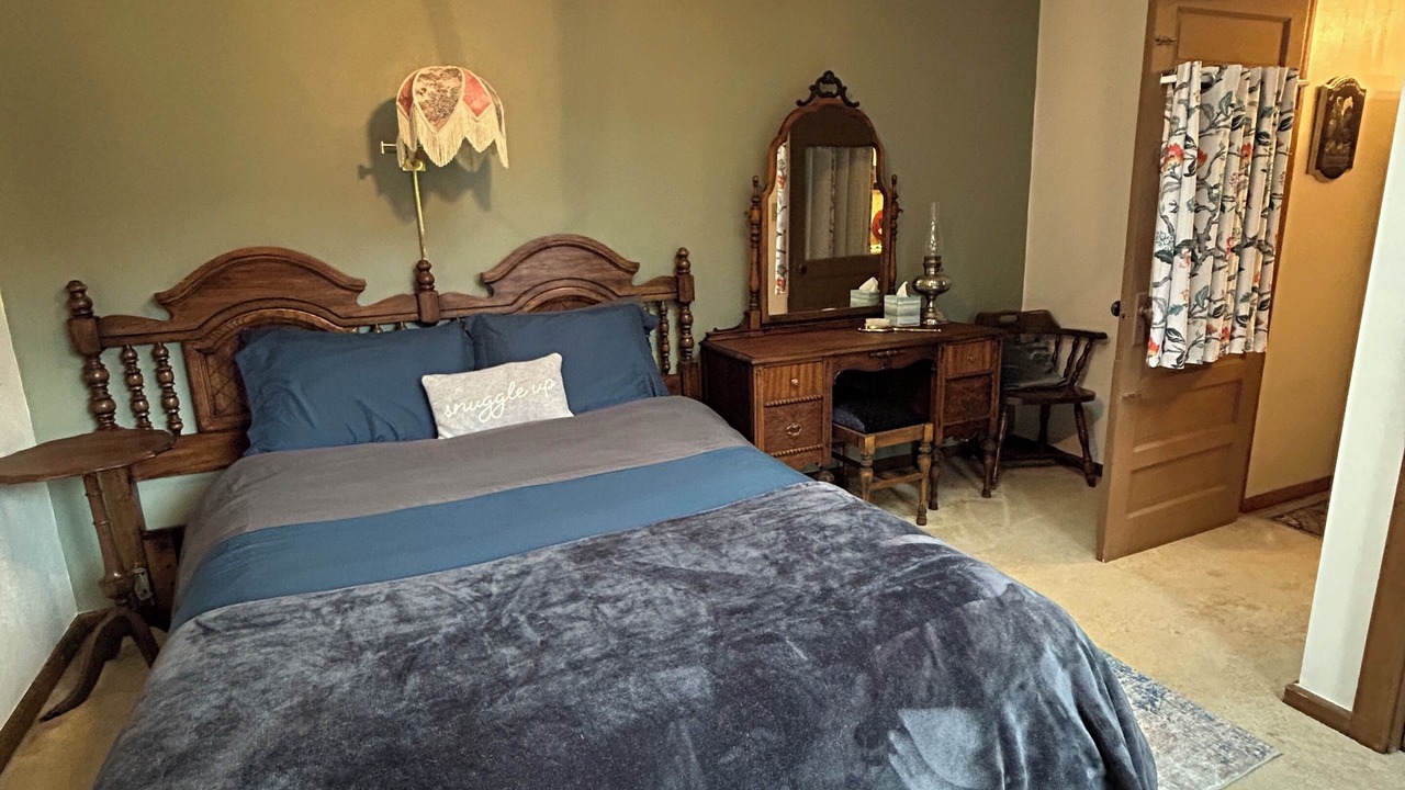 Photo of Bedroom in Pinecliffe
