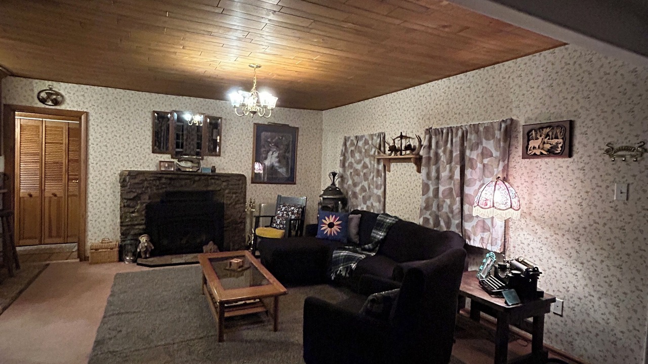 Photo of Livingroom in Pinecliffe