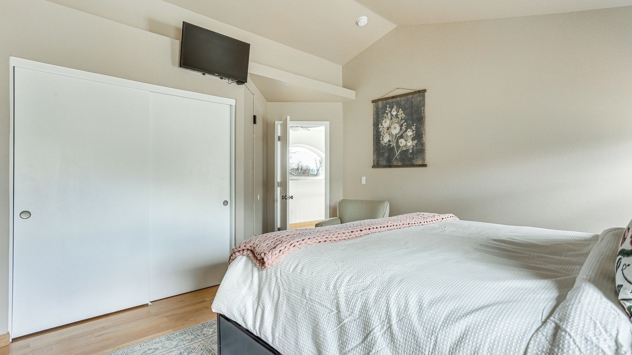 Photo of Bedroom in Castle Rock