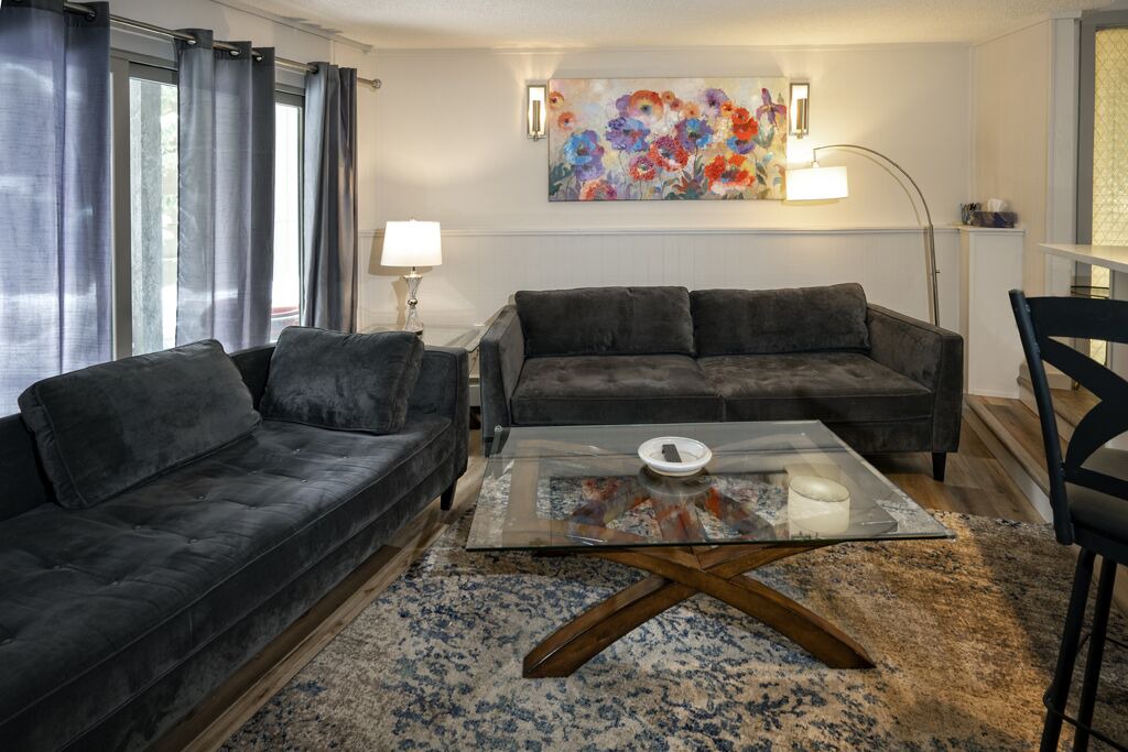 Photo of Livingroom in Boulder Ridge