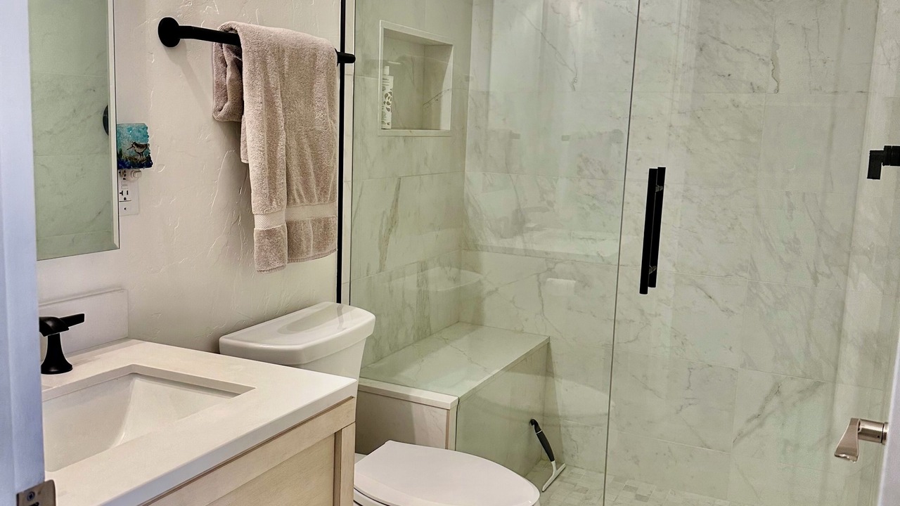 Photo of Bathroom in Carbondale