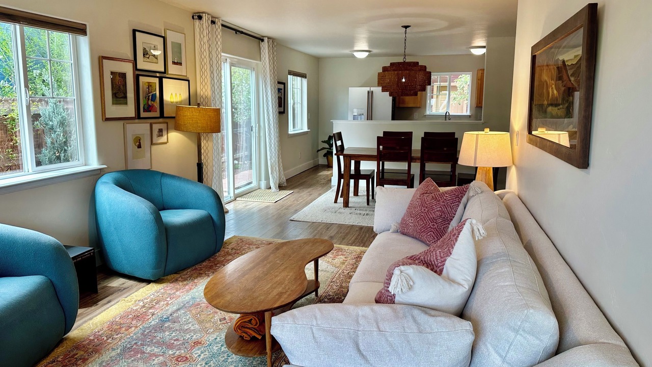 Photo of Livingroom in Carbondale