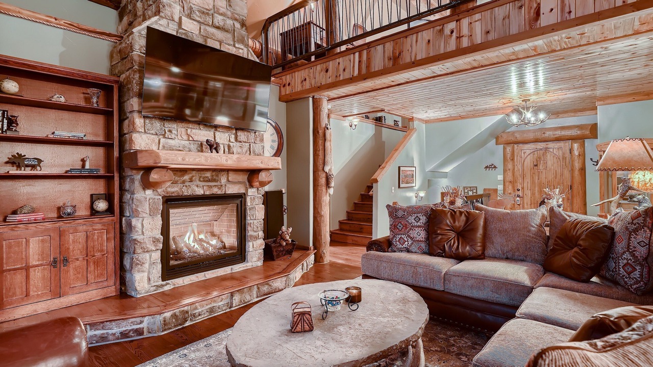 Photo of Livingroom in Valley of the Sun