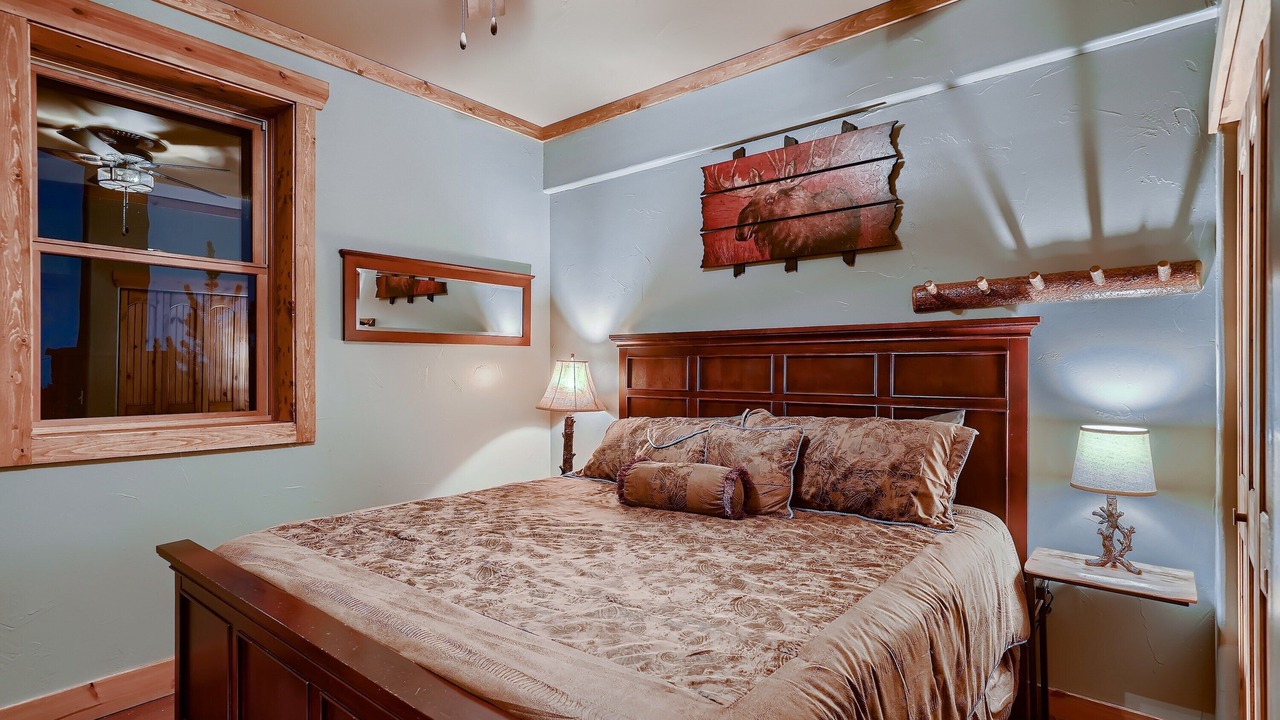 Photo of Bedroom in Valley of the Sun