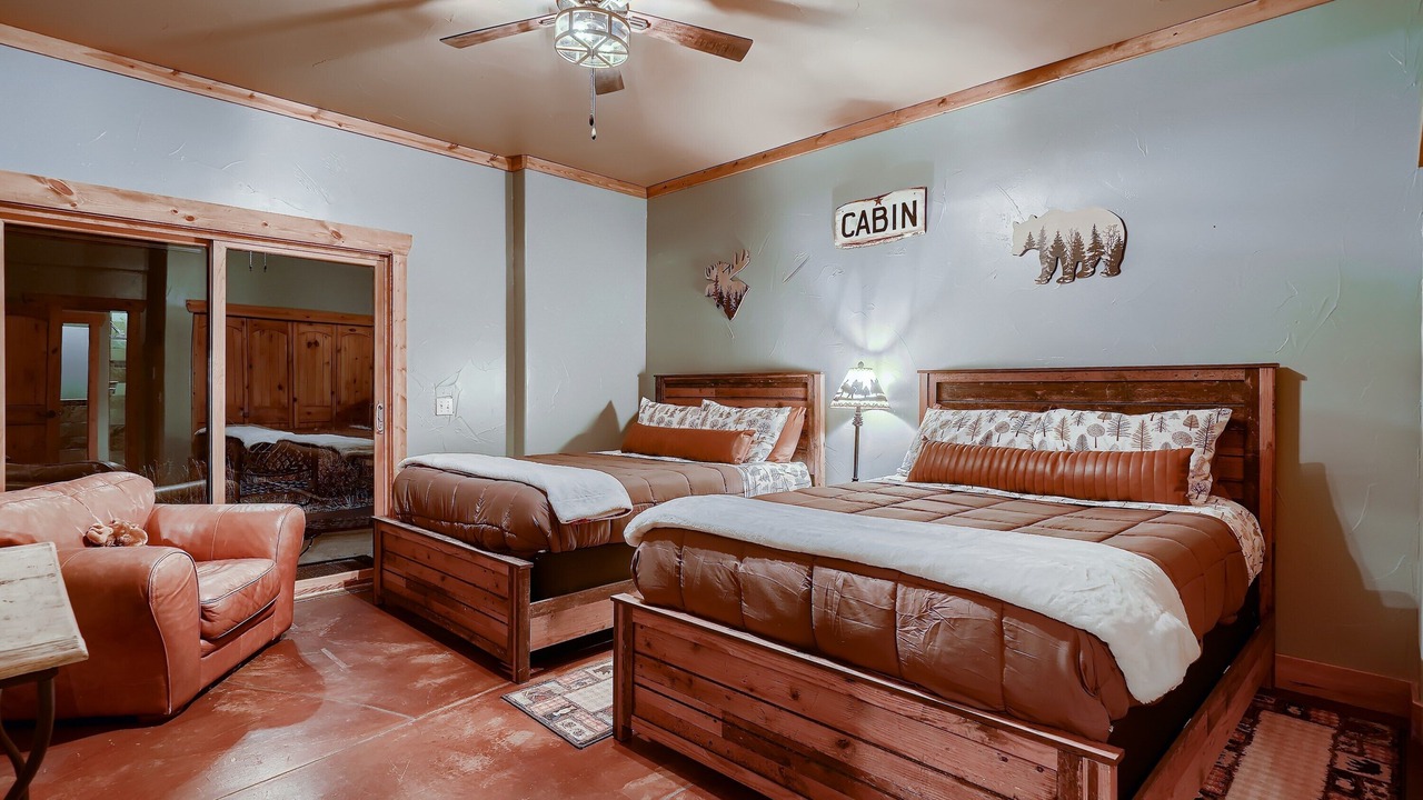 Photo of Bedroom in Valley of the Sun