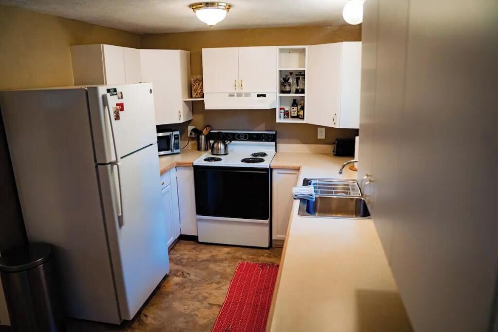 Photo of Kitchen in Drake