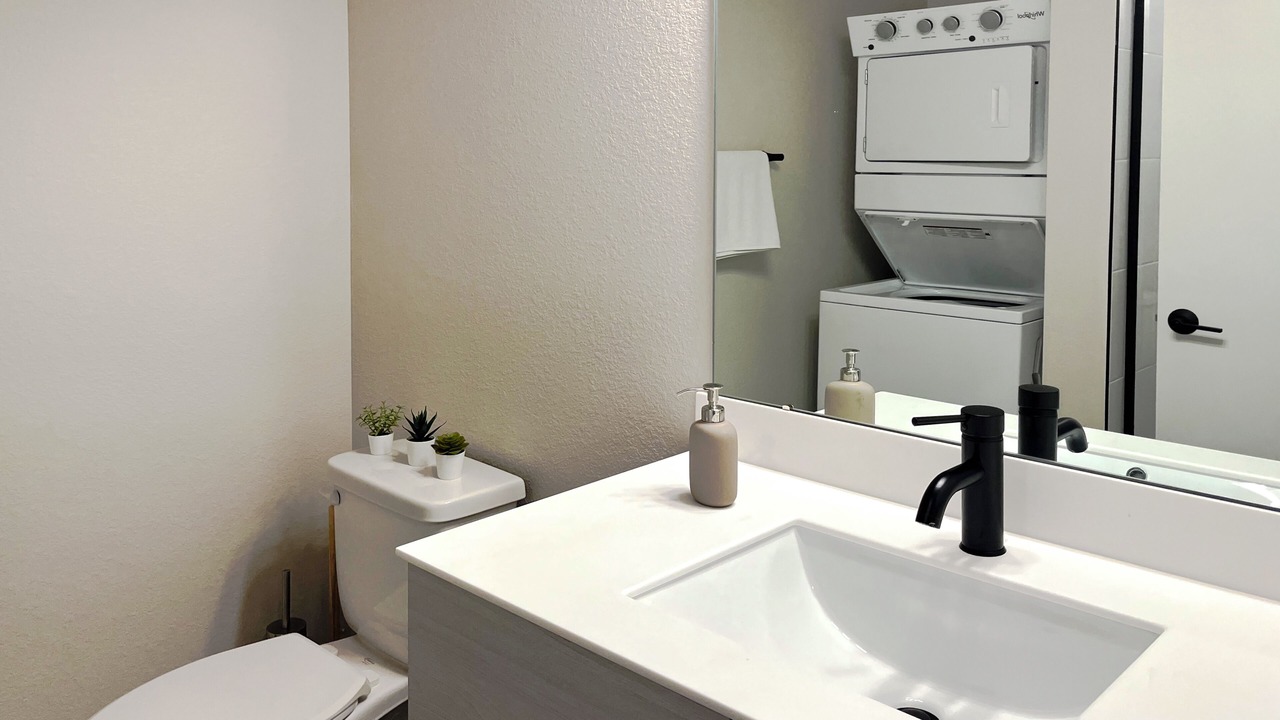 Photo of Bathroom in West Colfax