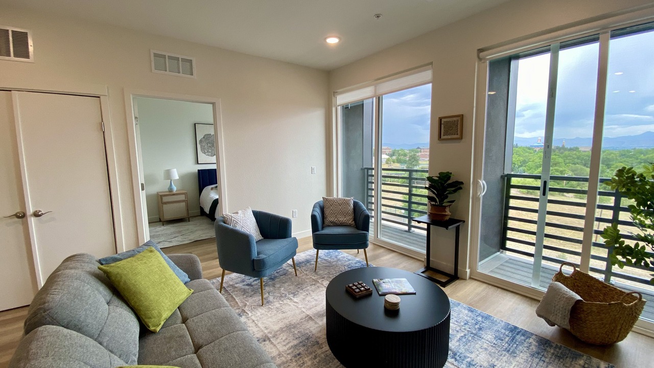 Photo of Livingroom in Berkley