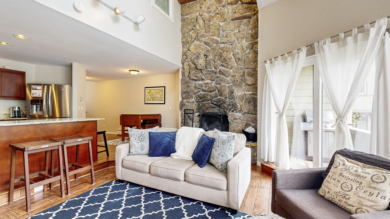 Photo of Livingroom in Eagle-Vail