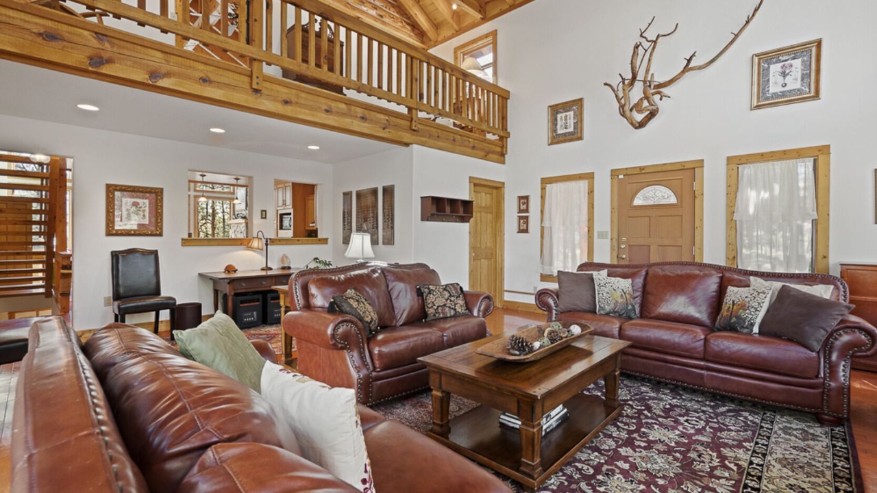 Photo of Livingroom in Bayfield
