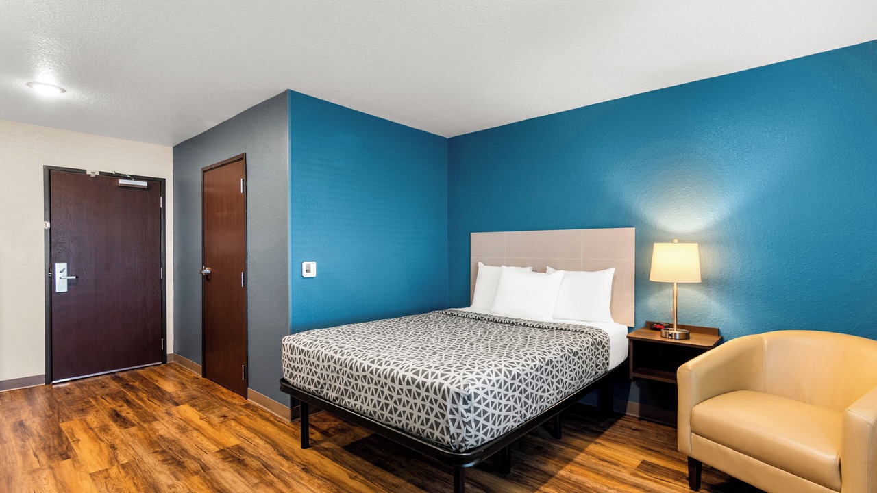 Photo of Bedroom in Dupont