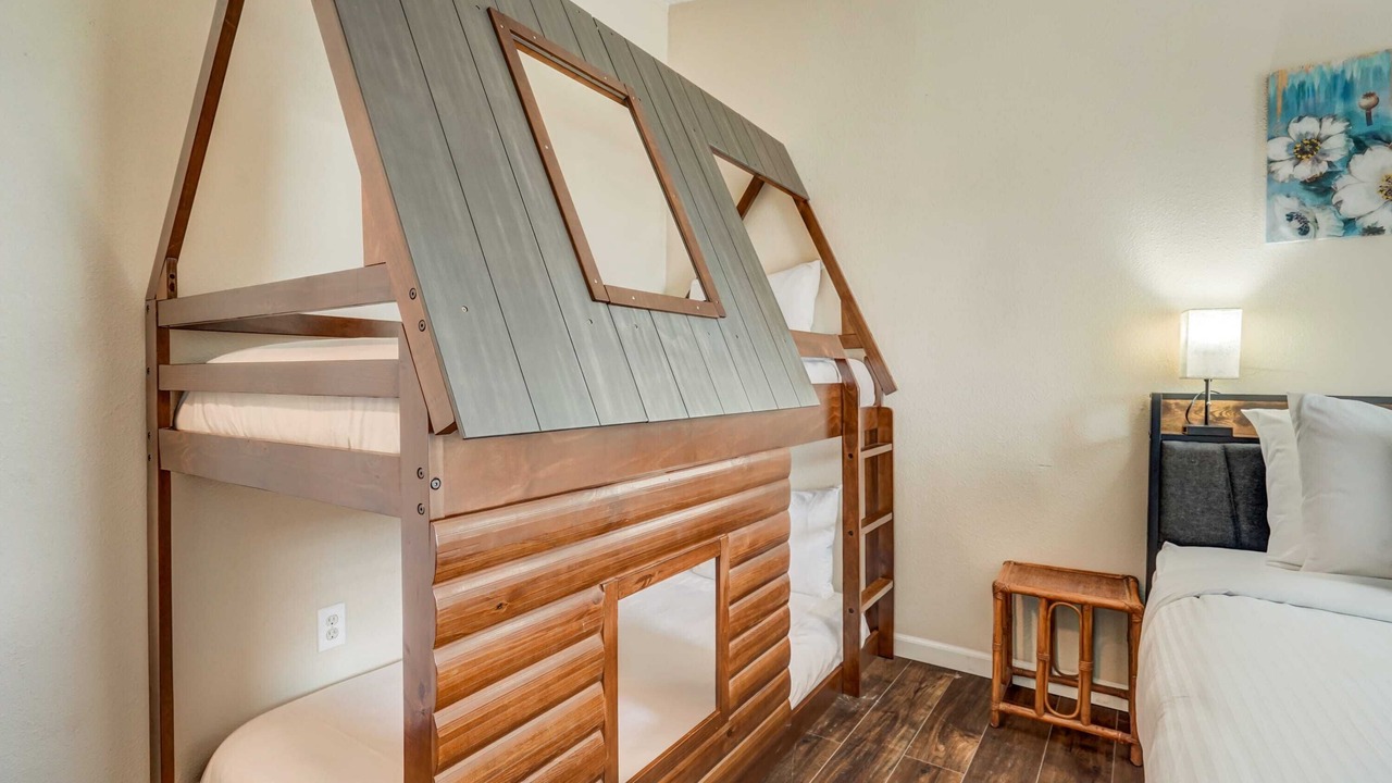 Photo of Bedroom in Peyton