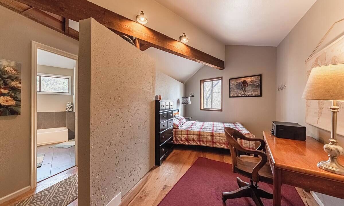 Photo of Bedroom in Manitou Springs