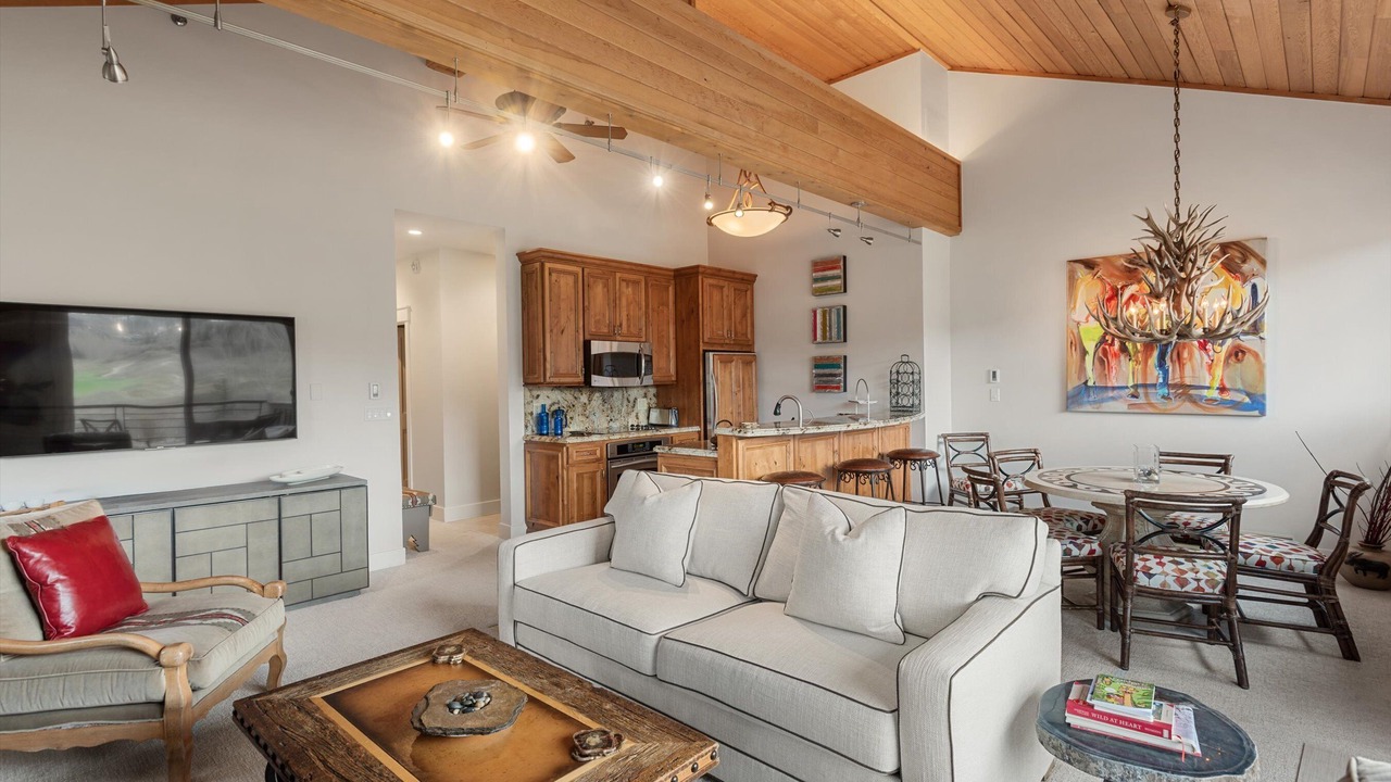 Photo of Bedroom in Snowmass Village
