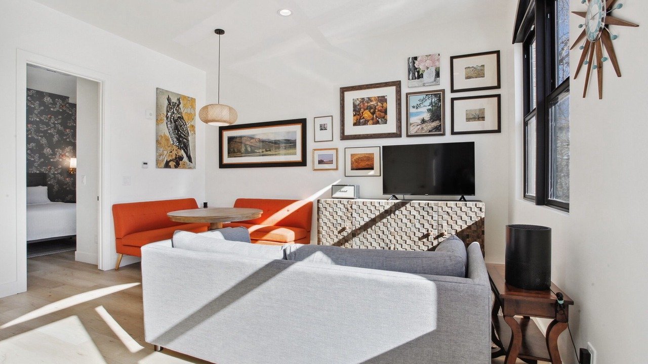 Photo of Livingroom in Golden