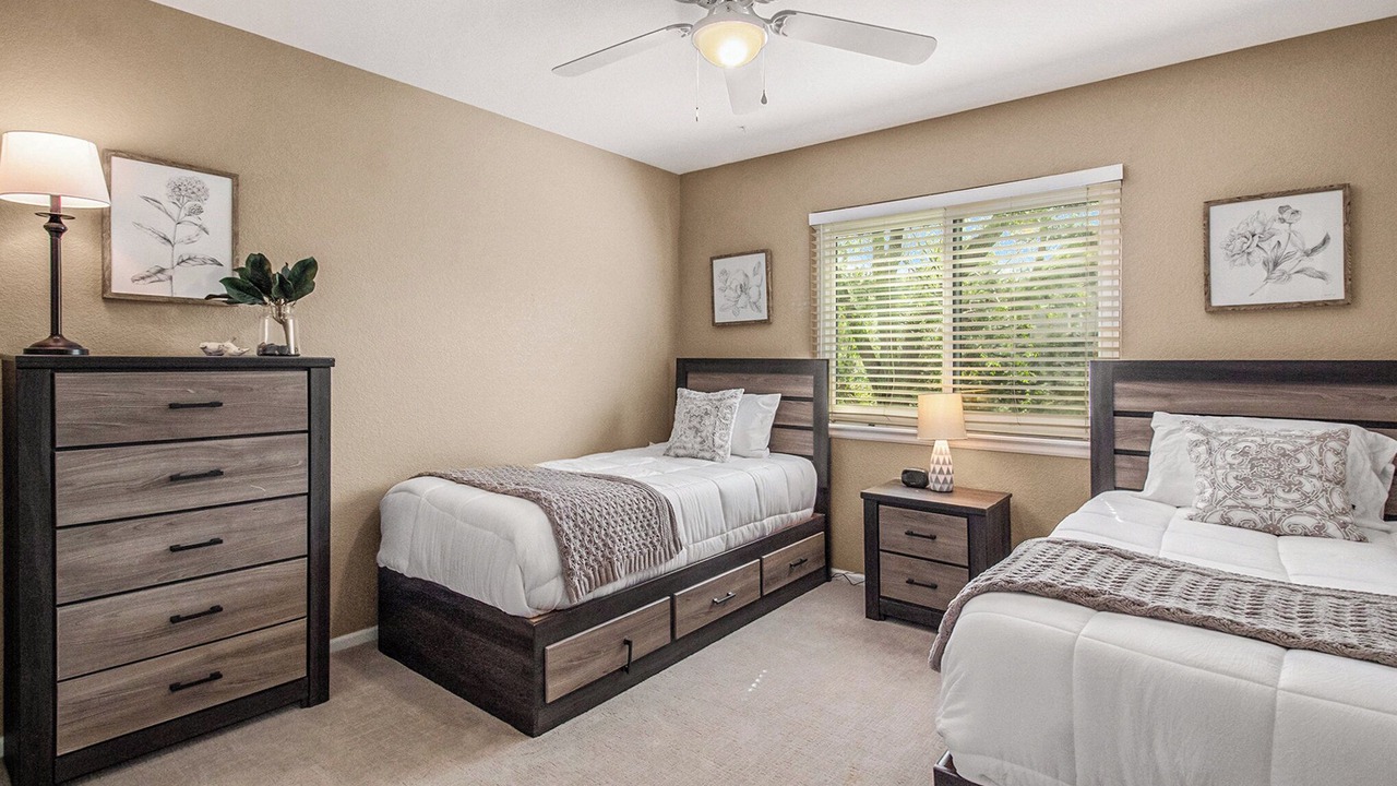 Photo of Bedroom in Ken Caryl