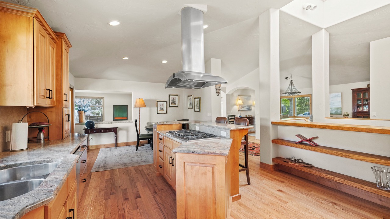 Photo of Kitchen in Broadmoor