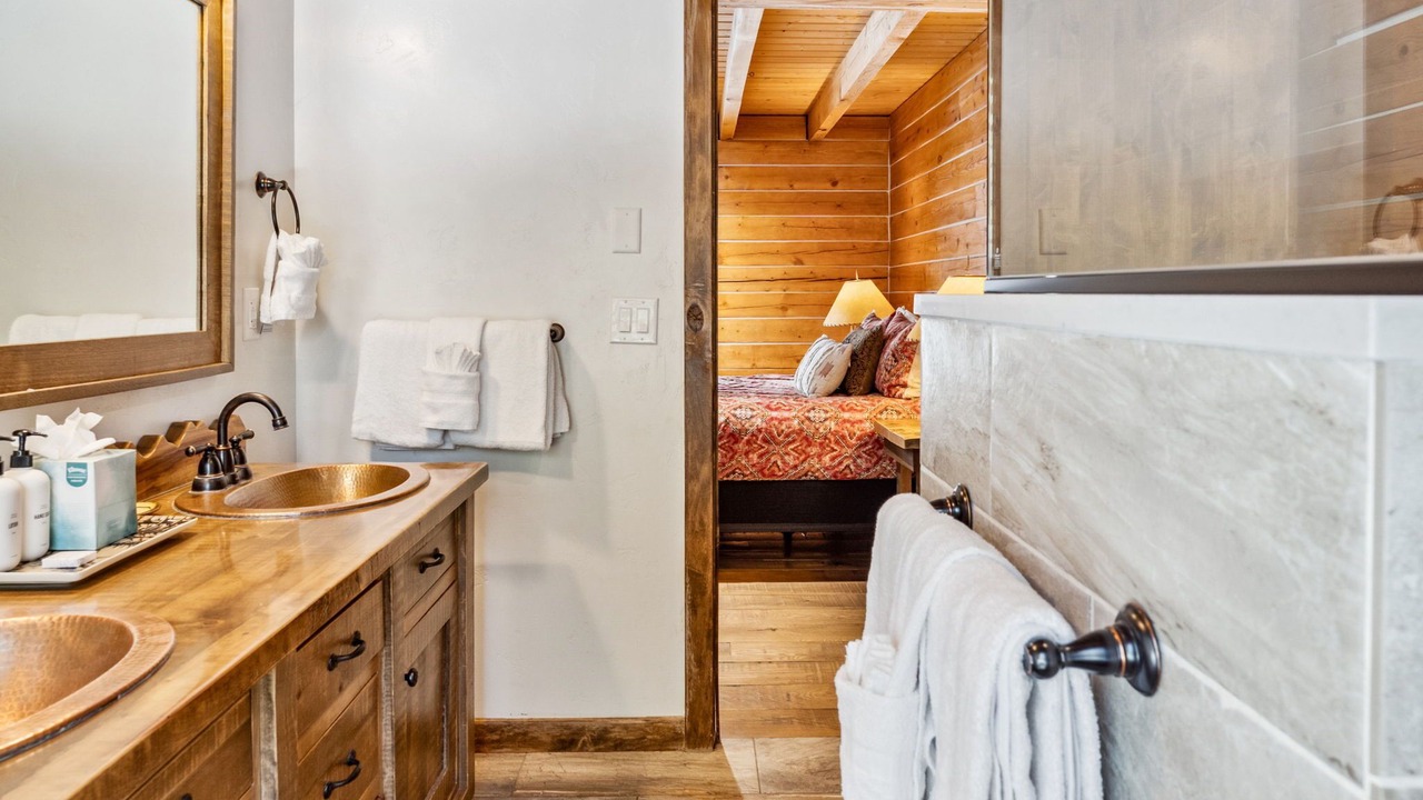 Photo of Bathroom in Quandary Village