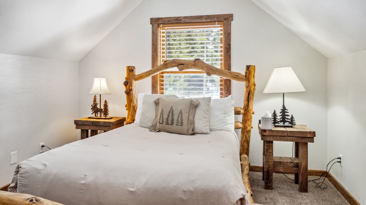 Photo of Bedroom in Quandary Village