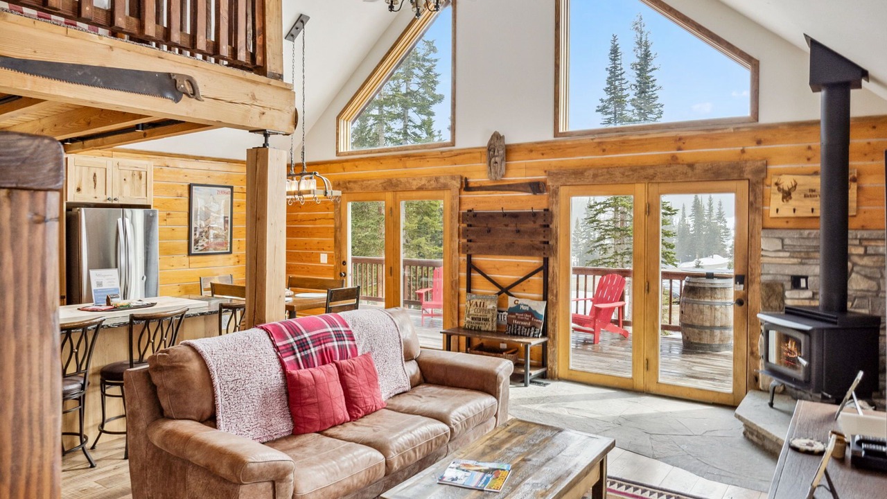Photo of Livingroom in Quandary Village