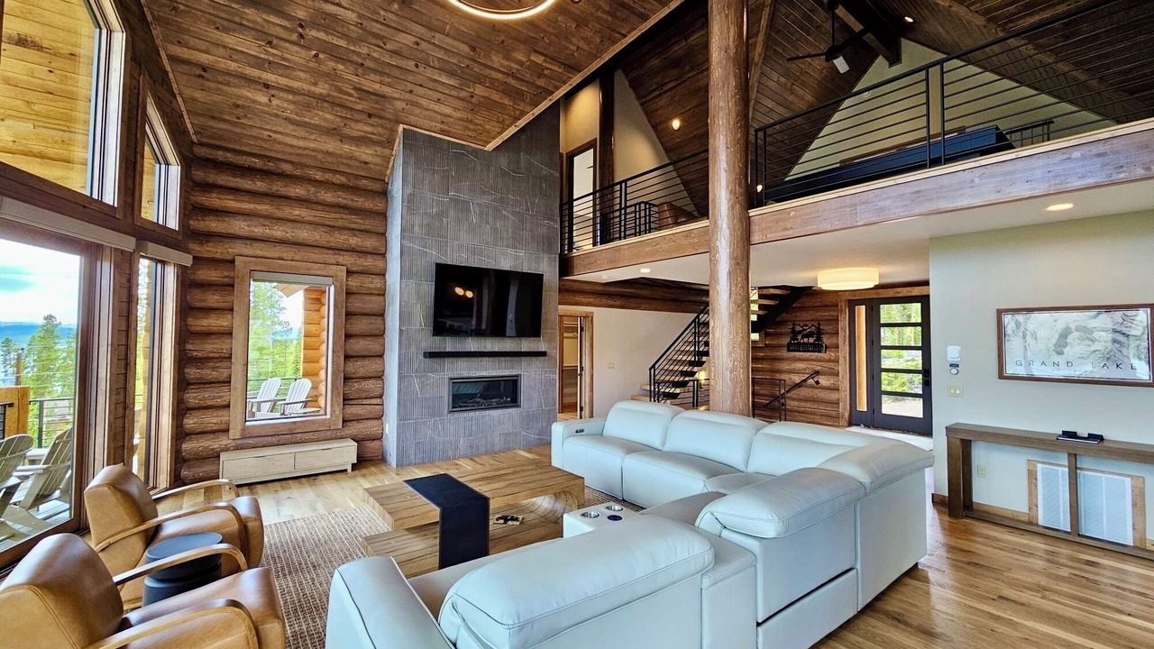 Photo of Livingroom in Grand Lake