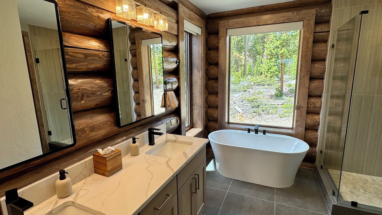 Photo of Bathroom in Grand Lake