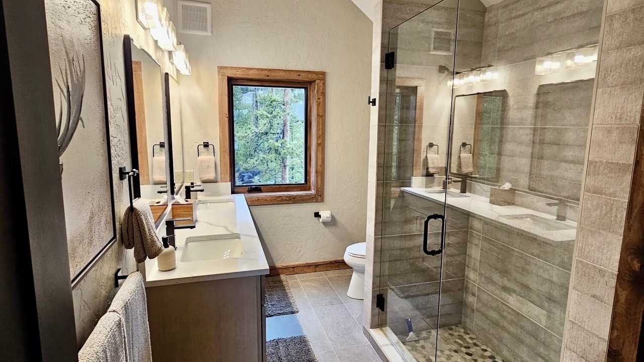 Photo of Bathroom in Grand Lake