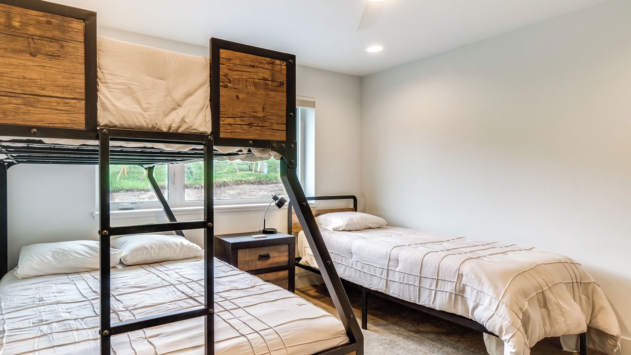 Photo of Bedroom in Crested Butte South