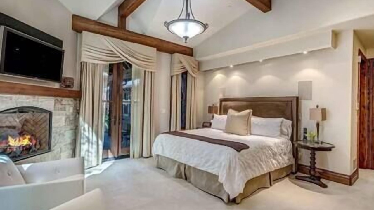 Photo of Bedroom in Downtown