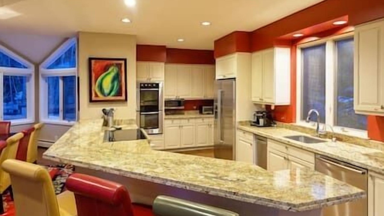 Photo of Kitchen in Red Mountain