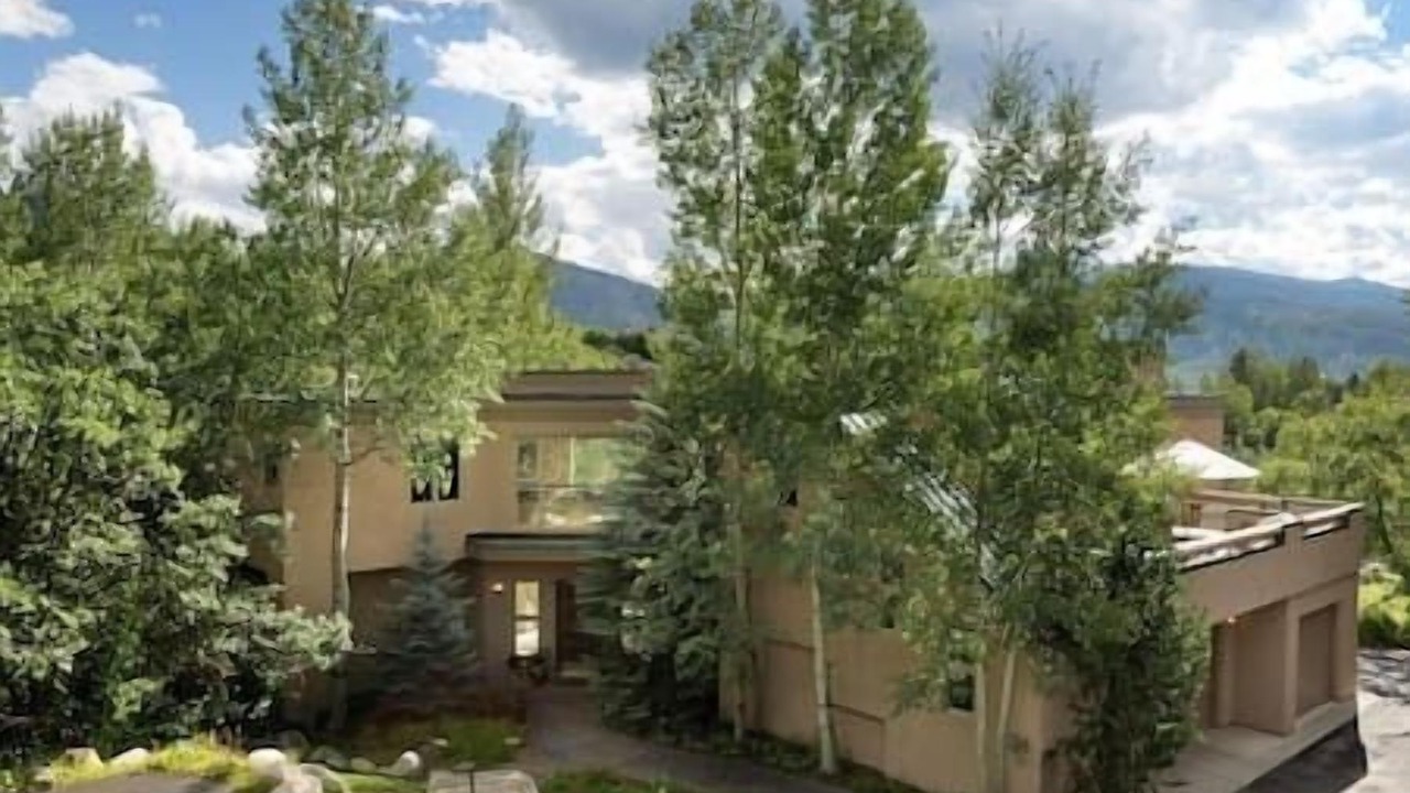 Photo of Outdoor in Red Mountain
