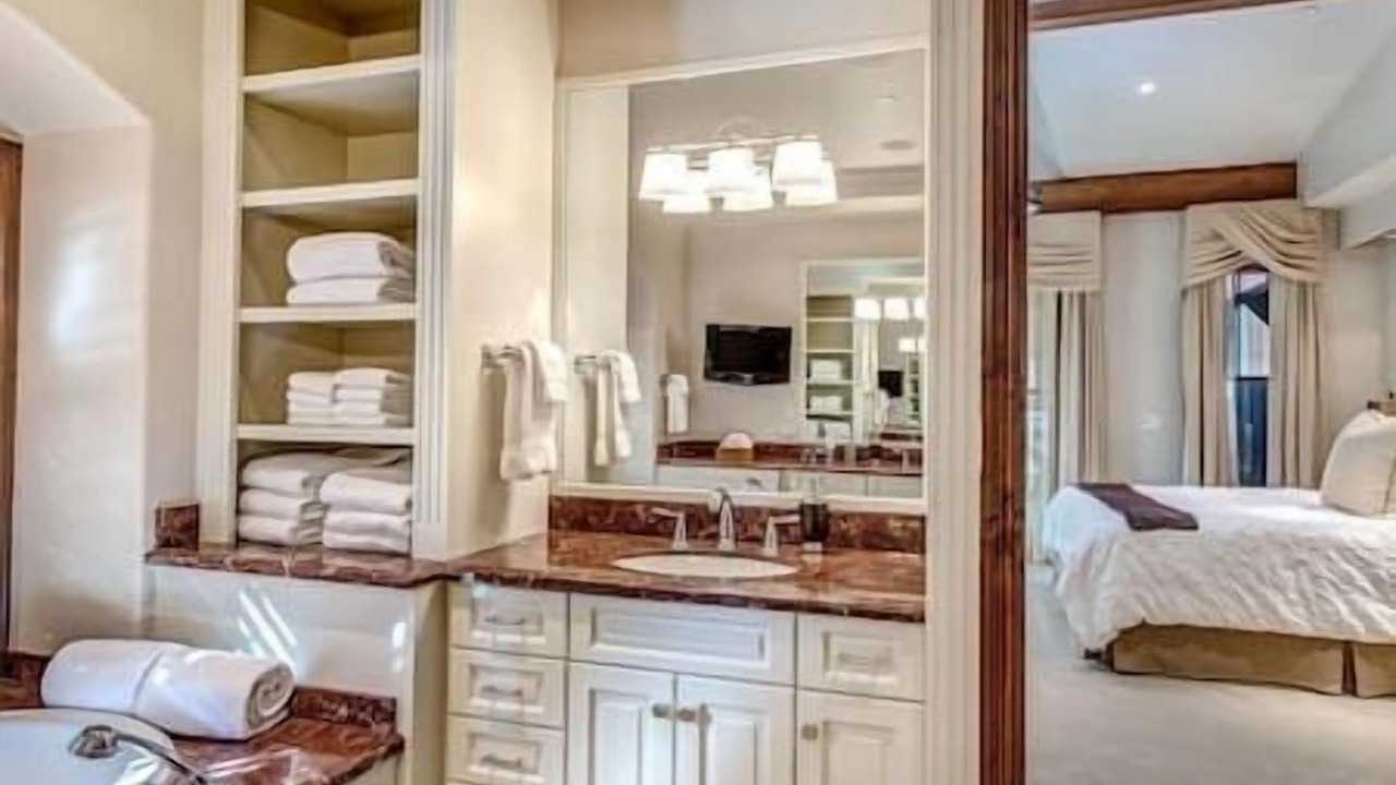 Photo of Bathroom in Aspen