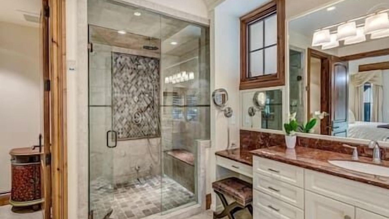 Photo of Bathroom in Aspen