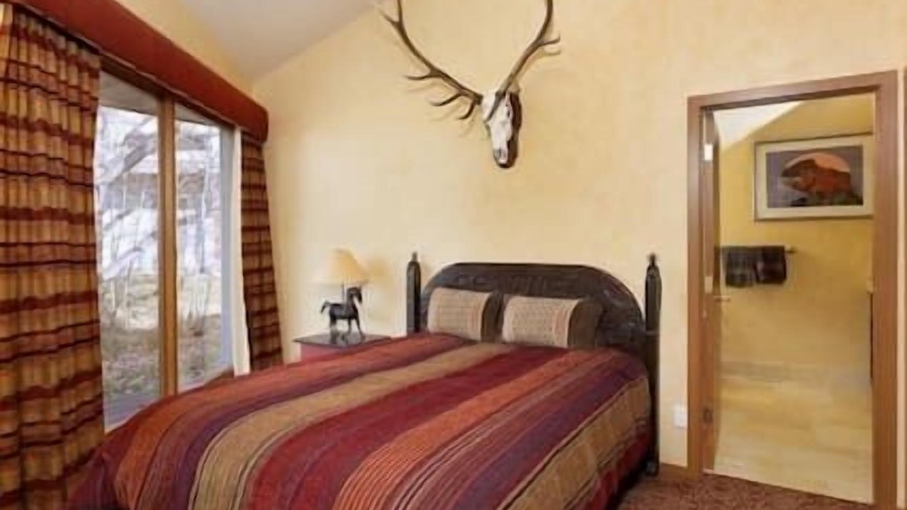 Photo of Bedroom in Starwood