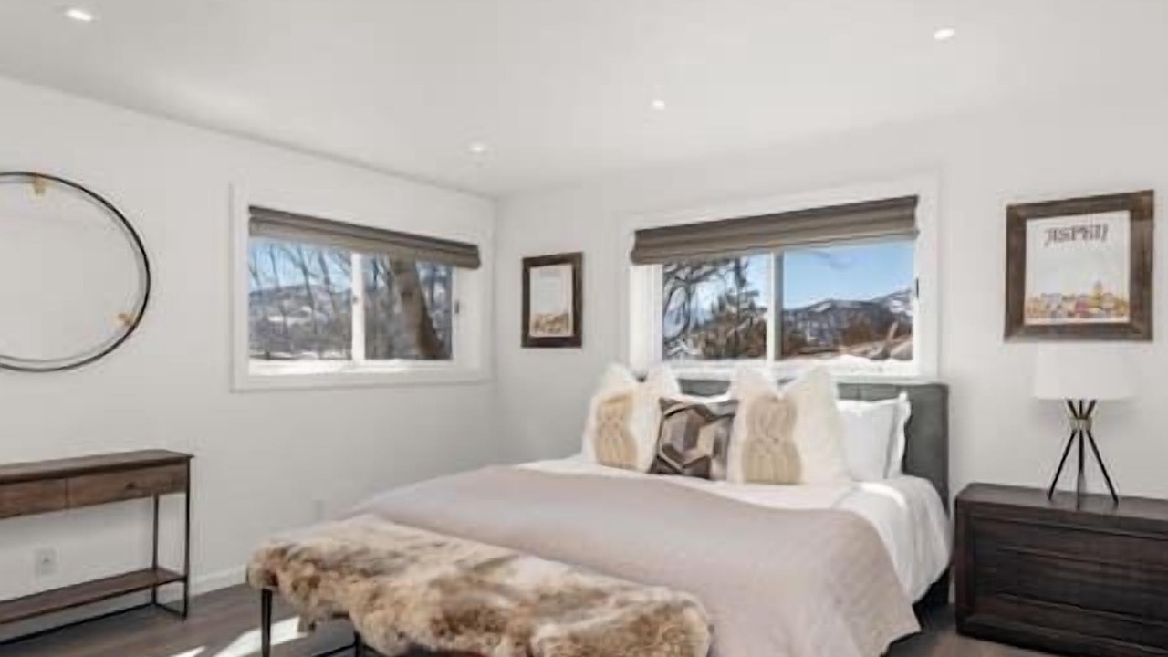 Photo of Bedroom in Brush Creek Village