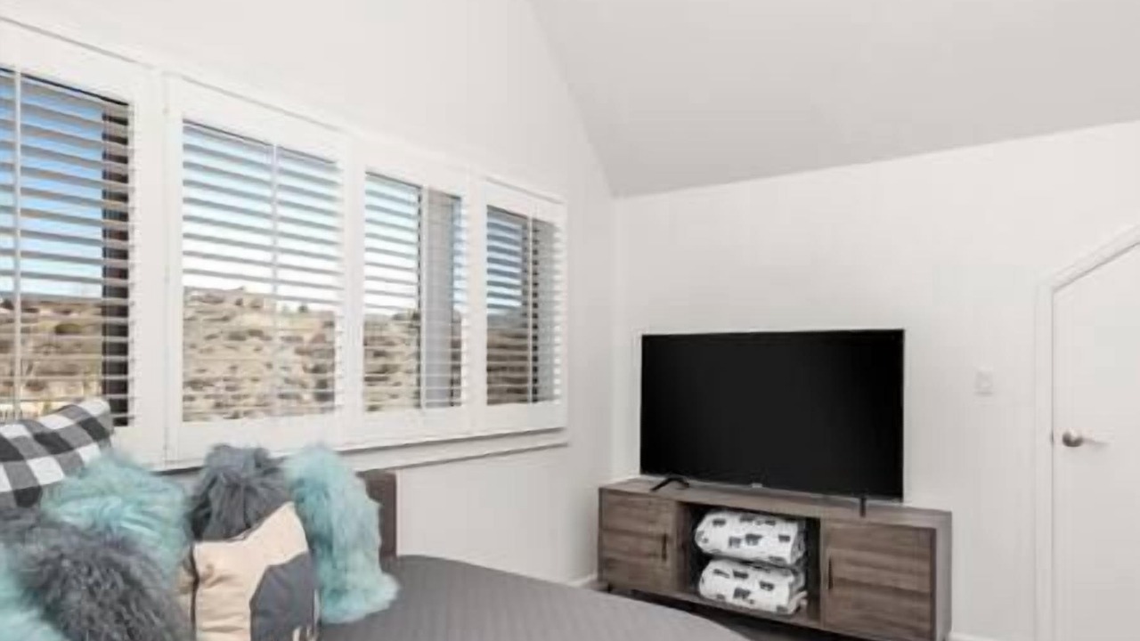 Photo of Bedroom in Brush Creek Village