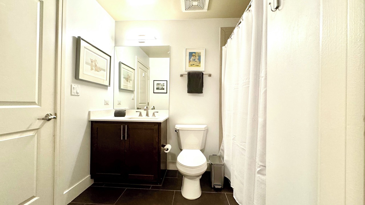 Photo of Bathroom in Baseline Sub