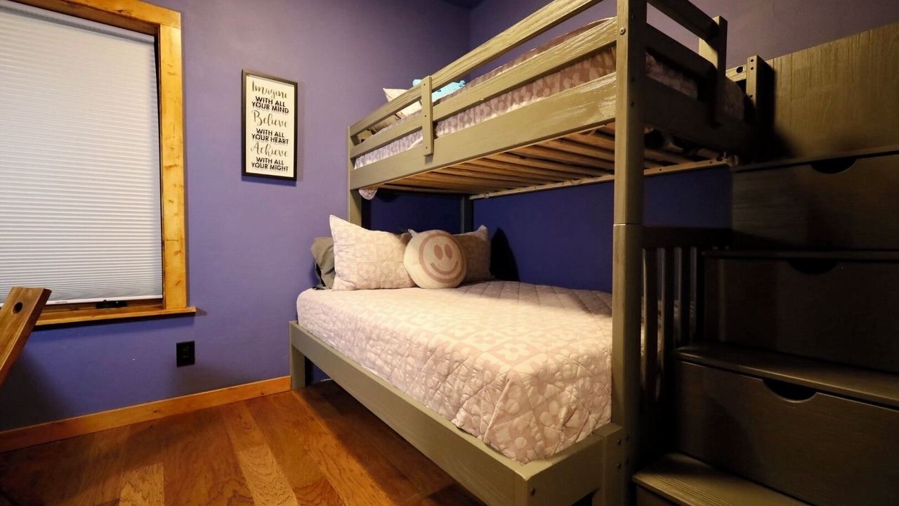 Photo of Bedroom in Glenwood Springs