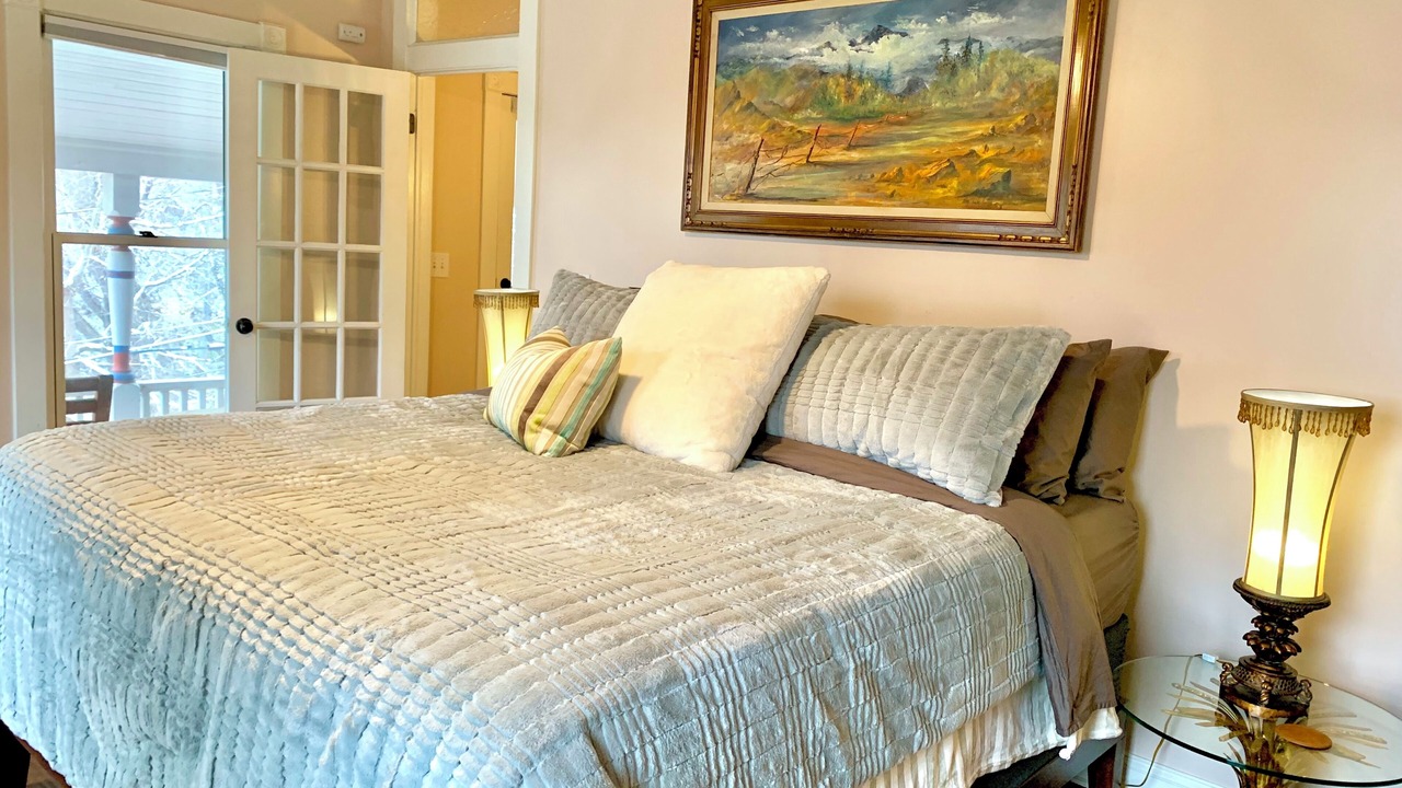 Photo of Bedroom in Manitou Springs