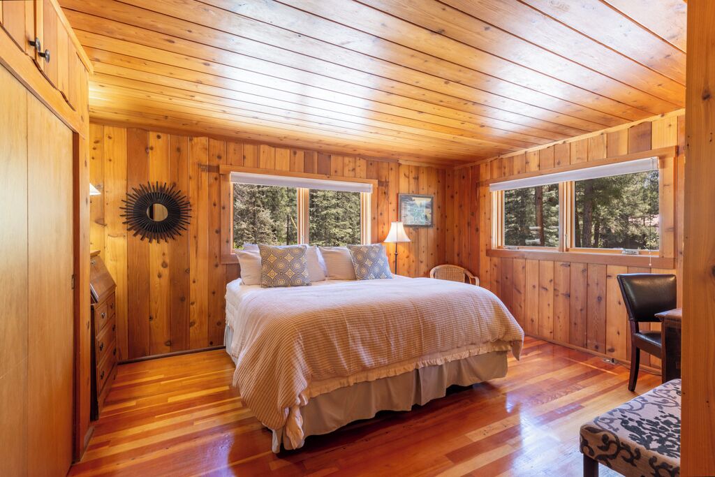 Photo of Bedroom in Bayfield