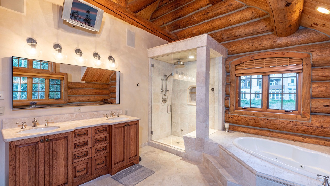Photo of Bathroom in Mountain Village