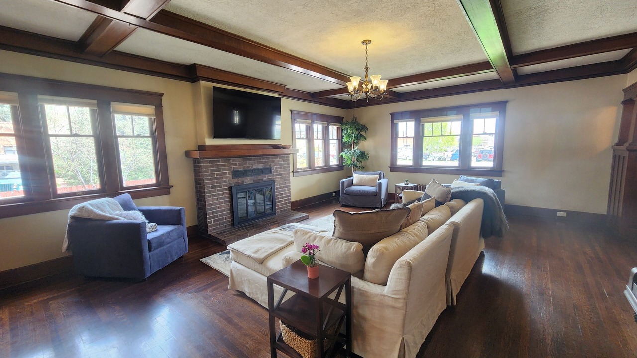 Photo of Livingroom in Gypsum