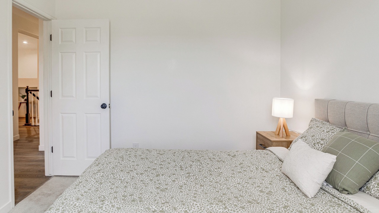 Photo of Bedroom in Aurora