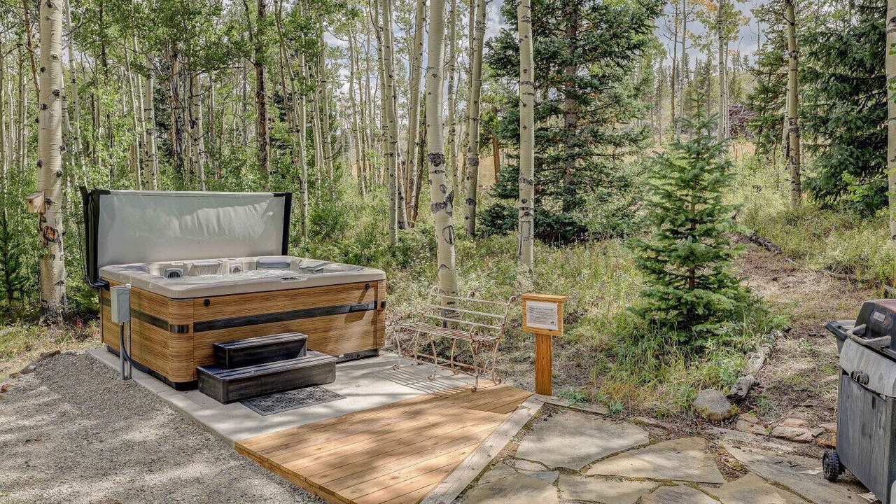 Photo of Outdoor in Warm Springs