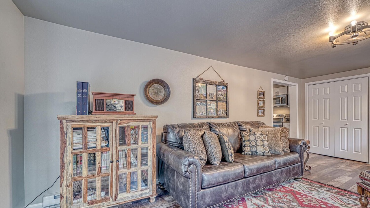 Photo of Livingroom in Howard