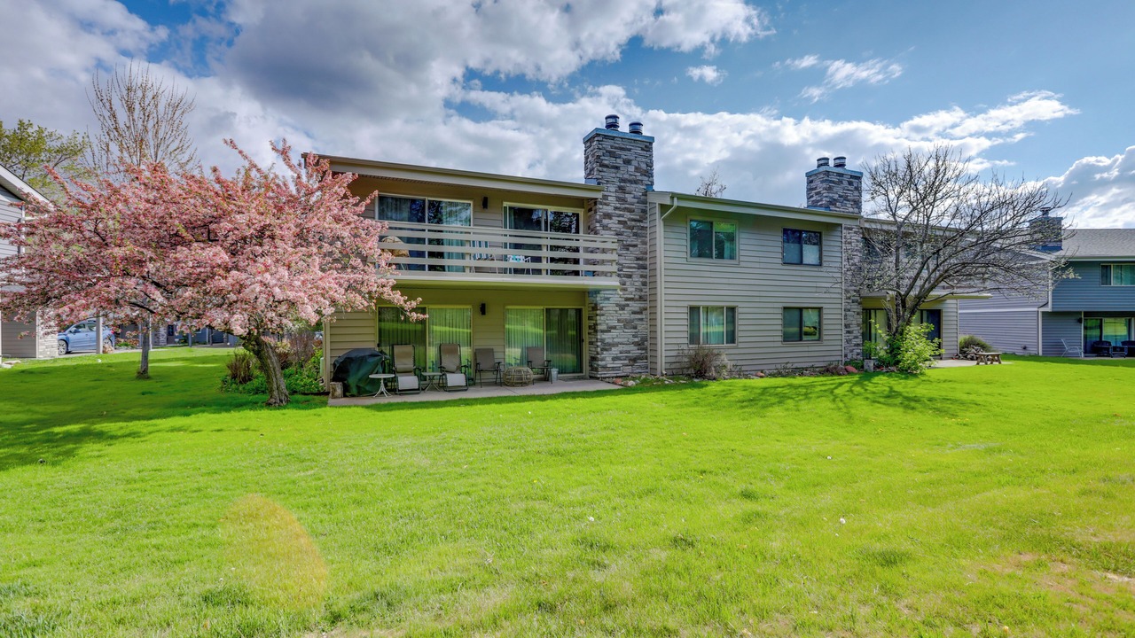 Photo of Outdoor in Carbondale