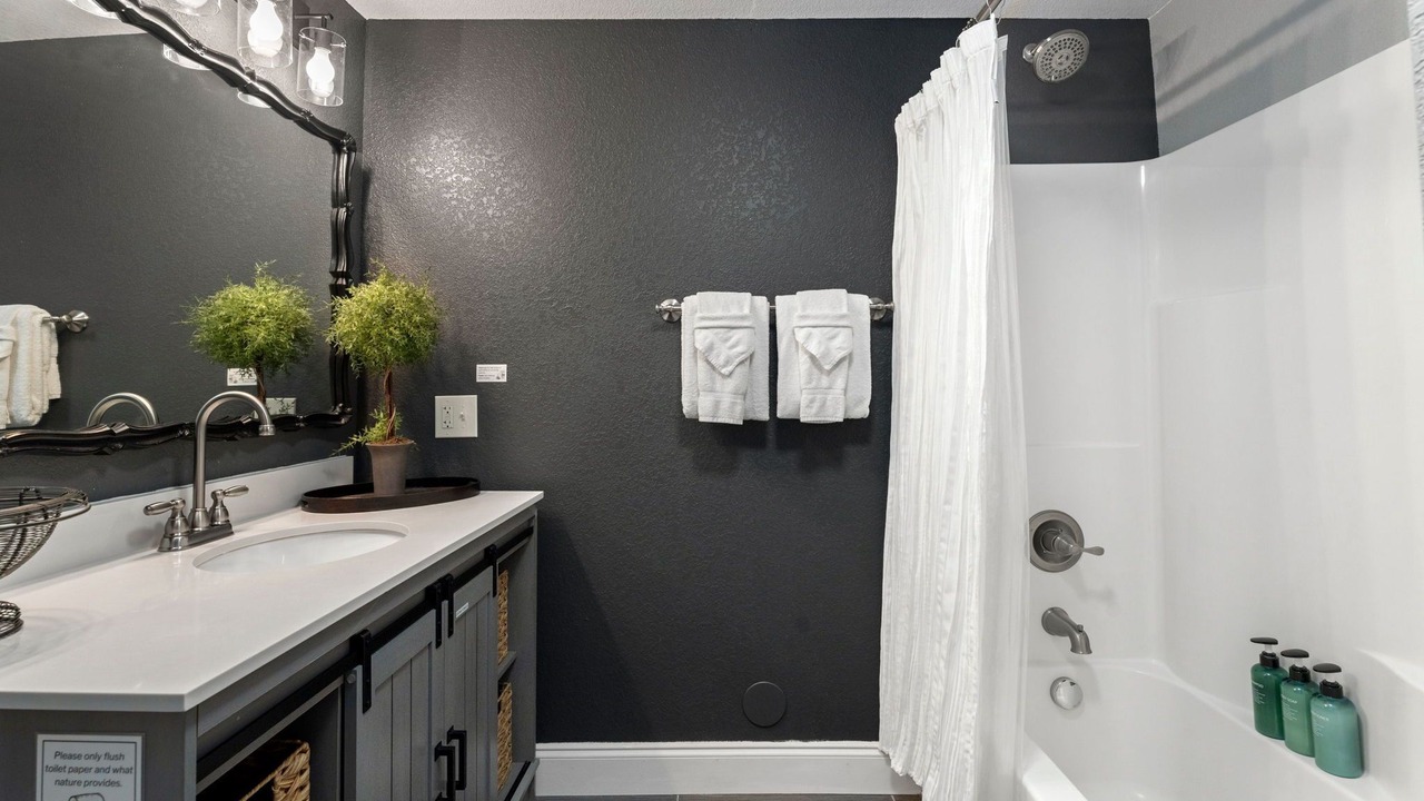 Photo of Bathroom in Martinez Park