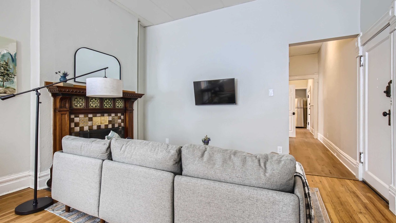 Photo of Livingroom in City Park