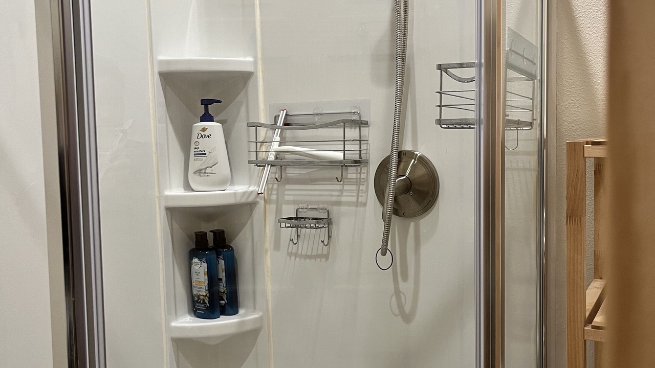Photo of Bathroom in Dupont
